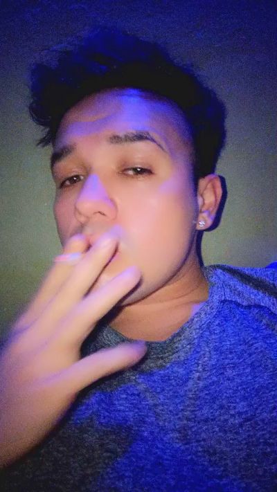 liam_silver live cam on Cam4
