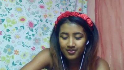 liana9794 live cam on Cam4