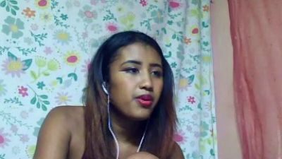 liana9794 live cam on Cam4