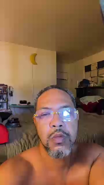 lickherclit live cam on Cam4