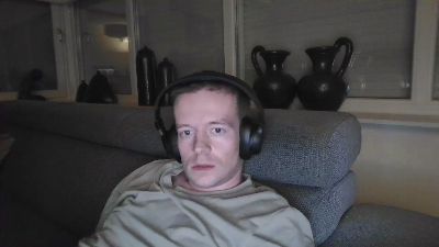 lickmycumx live cam on Cam4