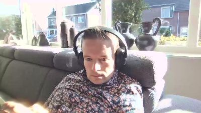 lickmycumx live cam on Cam4