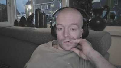lickmycumx live cam on Cam4