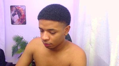 liiam3 live cam on Cam4