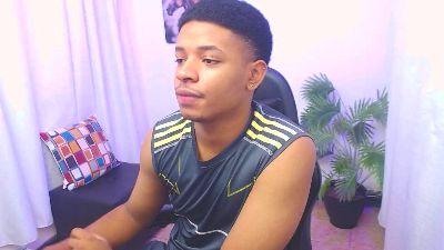 liiam3 live cam on Cam4