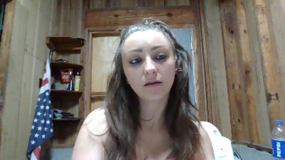 lilBaddiee live cam on Cam4