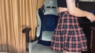lilSilvian live cam on Cam4