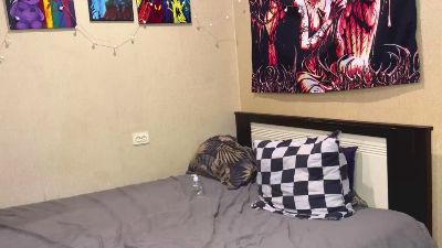 lilSilvian live cam on Cam4