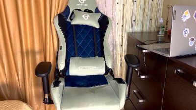 lilSilvian live cam on Cam4