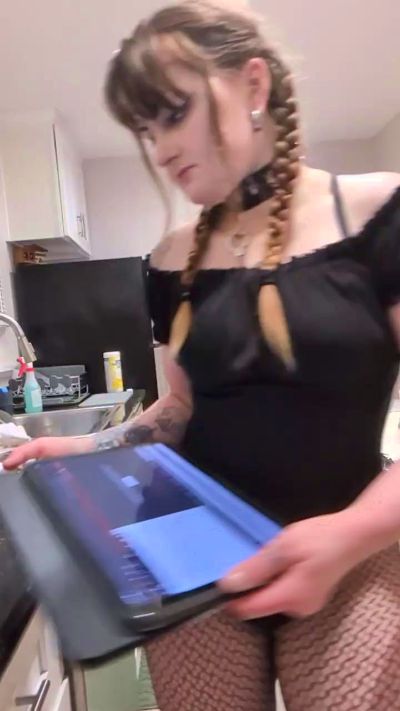 lil_nympho live cam on Cam4