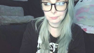 lilemmy1999 live cam on Cam4