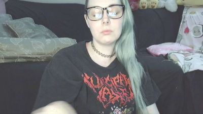 lilemmy1999 live cam on Cam4