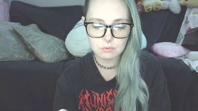 lilemmy1999 live cam on Cam4