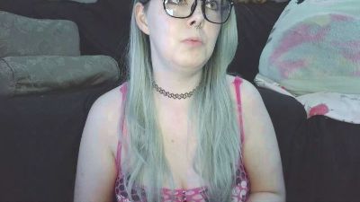 lilemmy1999 live cam on Cam4