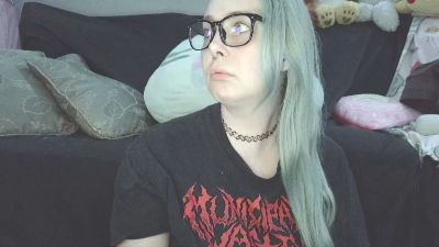 lilemmy1999 live cam on Cam4