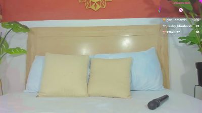 lili_cardenas_ live cam on Cam4
