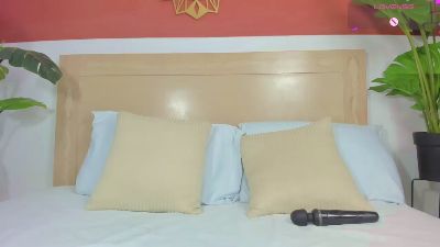 lili_cardenas_ live cam on Cam4