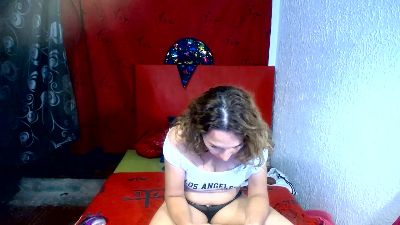 lili_cute7 live cam on Cam4