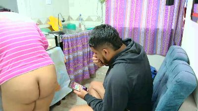 lili_latina live cam on Cam4