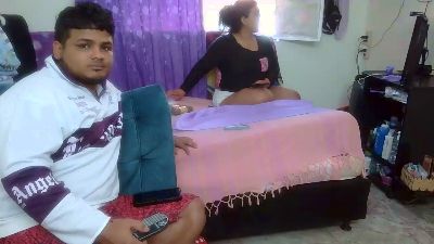 lili_latina live cam on Cam4