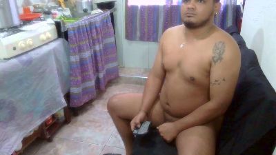 lili_latina live cam on Cam4
