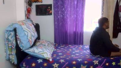 lili_latina live cam on Cam4
