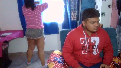lili_latina live cam on Cam4