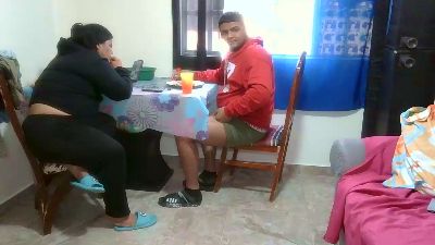 lili_latina live cam on Cam4