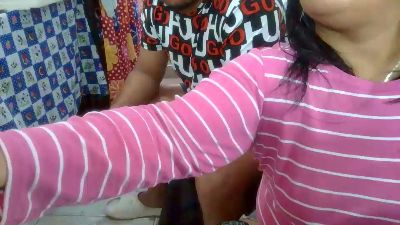 lili_latina live cam on Cam4
