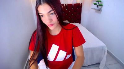 lili_sofia live cam on Cam4