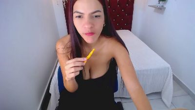 lili_sofia live cam on Cam4