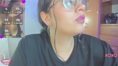 lilith03 live cam on Cam4