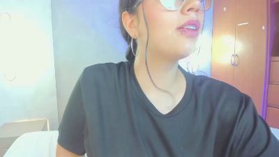 lilith03 live cam on Cam4