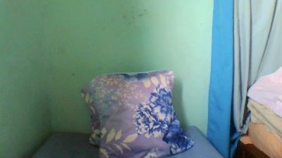 liliy1 live cam on Cam4