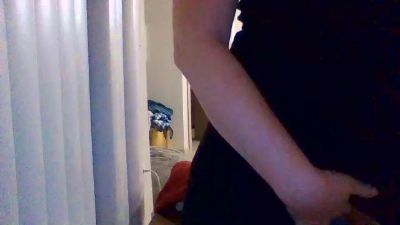 lilly18 live cam on Cam4