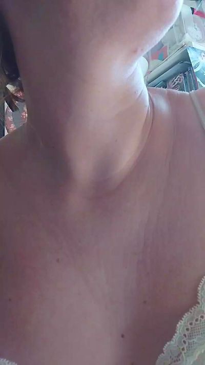 lily202 live cam on Cam4