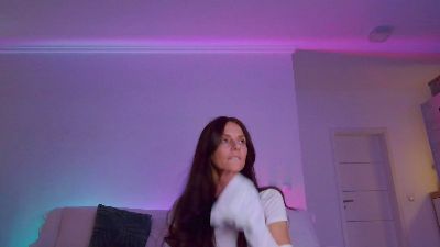 lilyroselynn live cam on Cam4