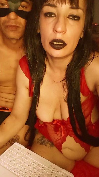 lina5555 live cam on Cam4