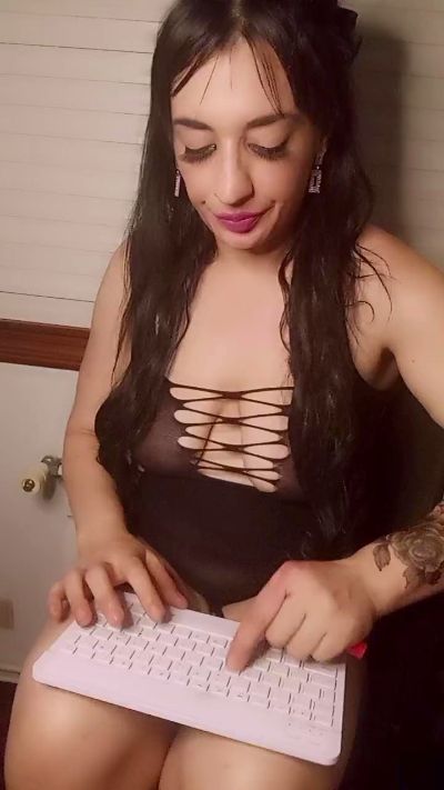 lina5555 live cam on Cam4