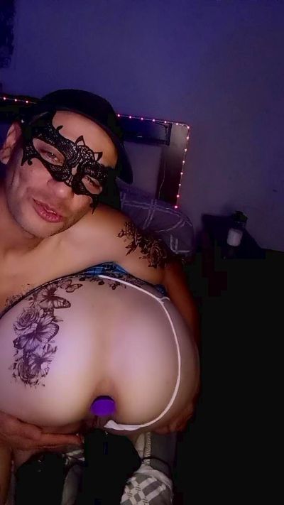 lina5555 live cam on Cam4
