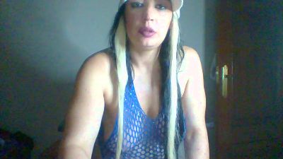 lina5555 live cam on Cam4