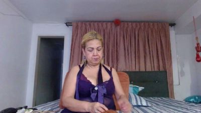 linapalacios2 live cam on Cam4