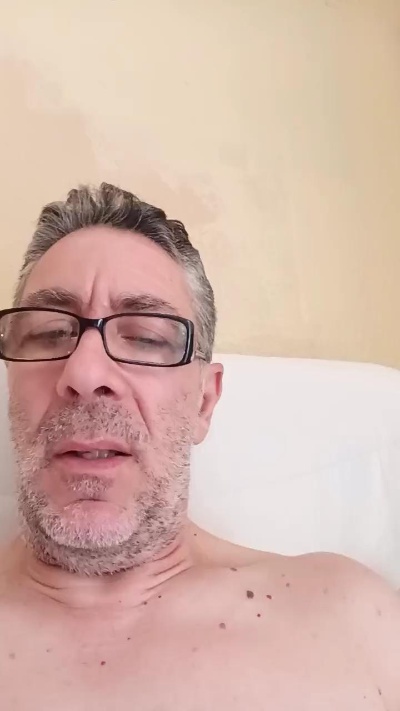 linaresjpr live cam on Cam4