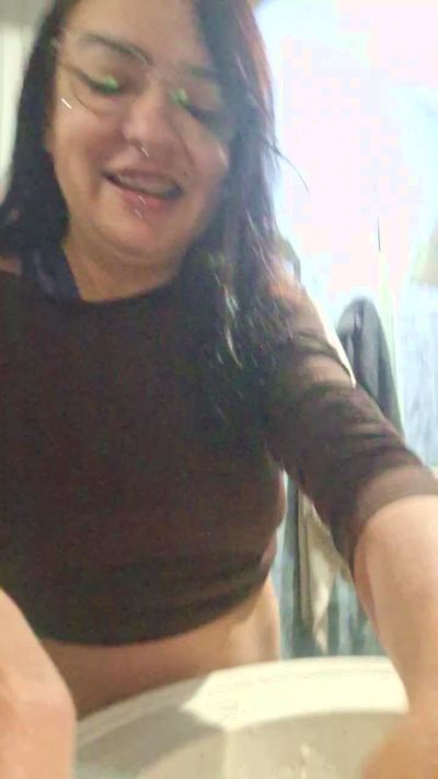 linda_maravilh4 live cam on Cam4