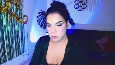 linda_zaam8386 live cam on Cam4