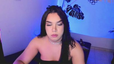 linda_zaam8386 live cam on Cam4