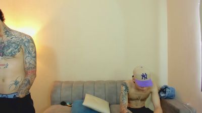 lindaandmarcela live cam on Cam4