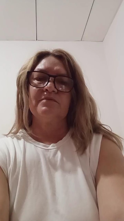 lindanina1 live cam on Cam4