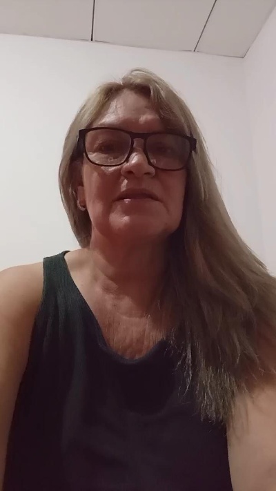 lindanina1 live cam on Cam4