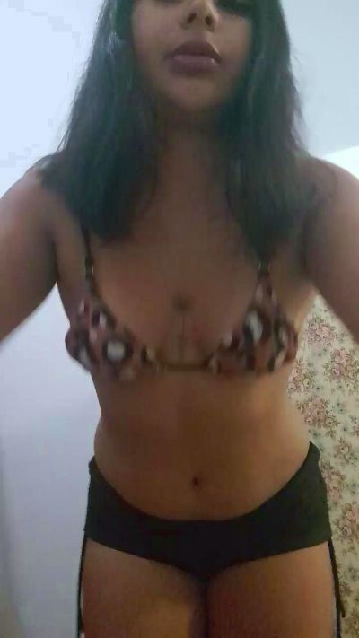 linnda88 live cam on Cam4